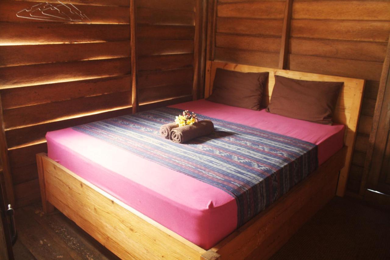Albergue Good Karma Yogyakarta Exterior foto