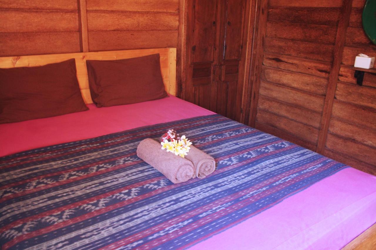 Albergue Good Karma Yogyakarta Exterior foto