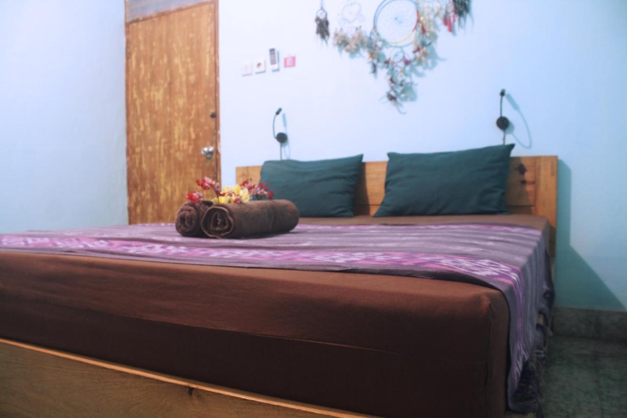 Albergue Good Karma Yogyakarta Exterior foto