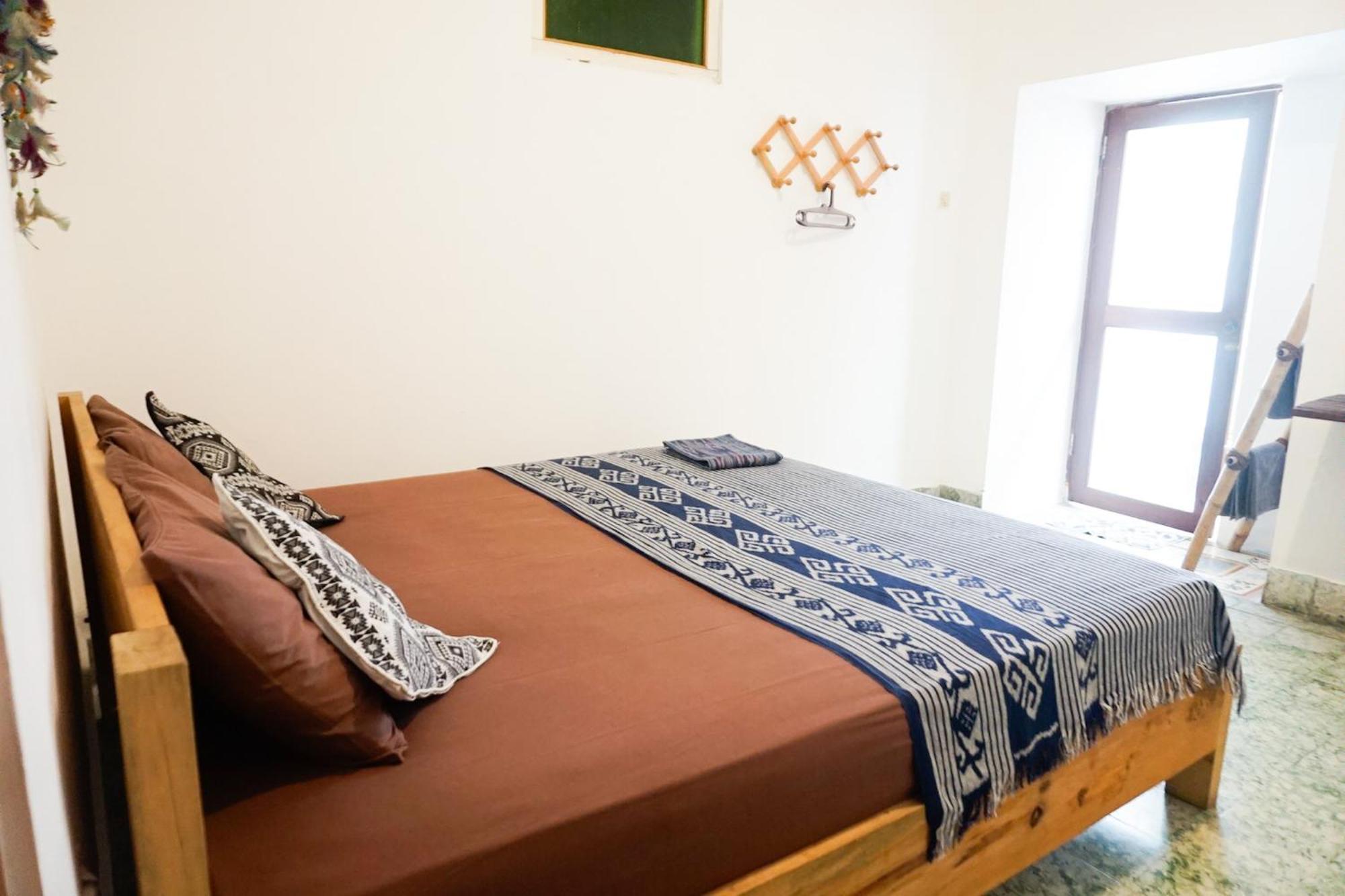 Albergue Good Karma Yogyakarta Exterior foto