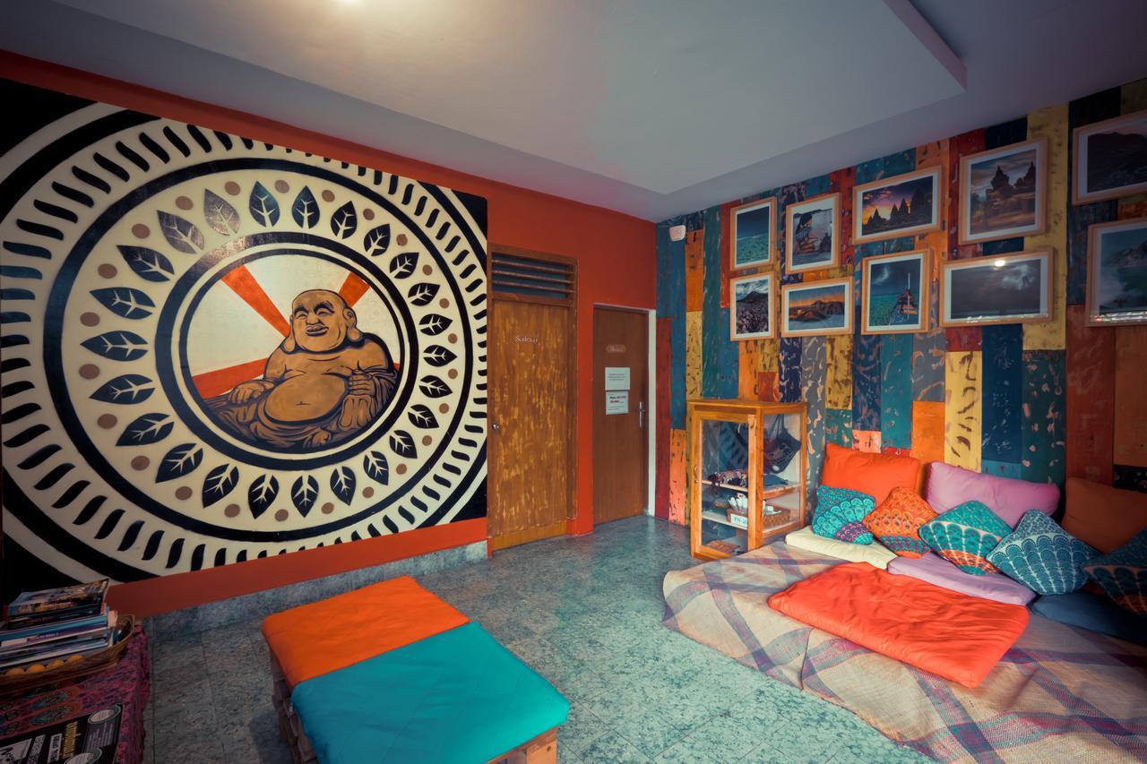 Albergue Good Karma Yogyakarta Exterior foto