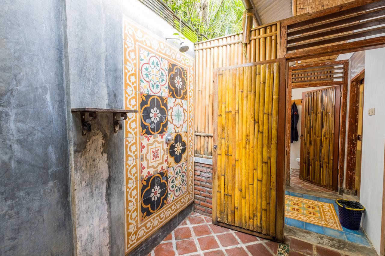 Albergue Good Karma Yogyakarta Exterior foto