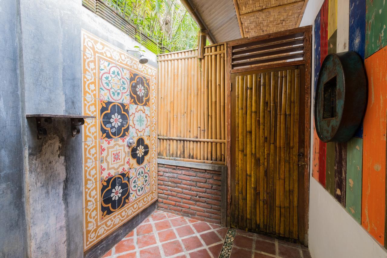 Albergue Good Karma Yogyakarta Exterior foto